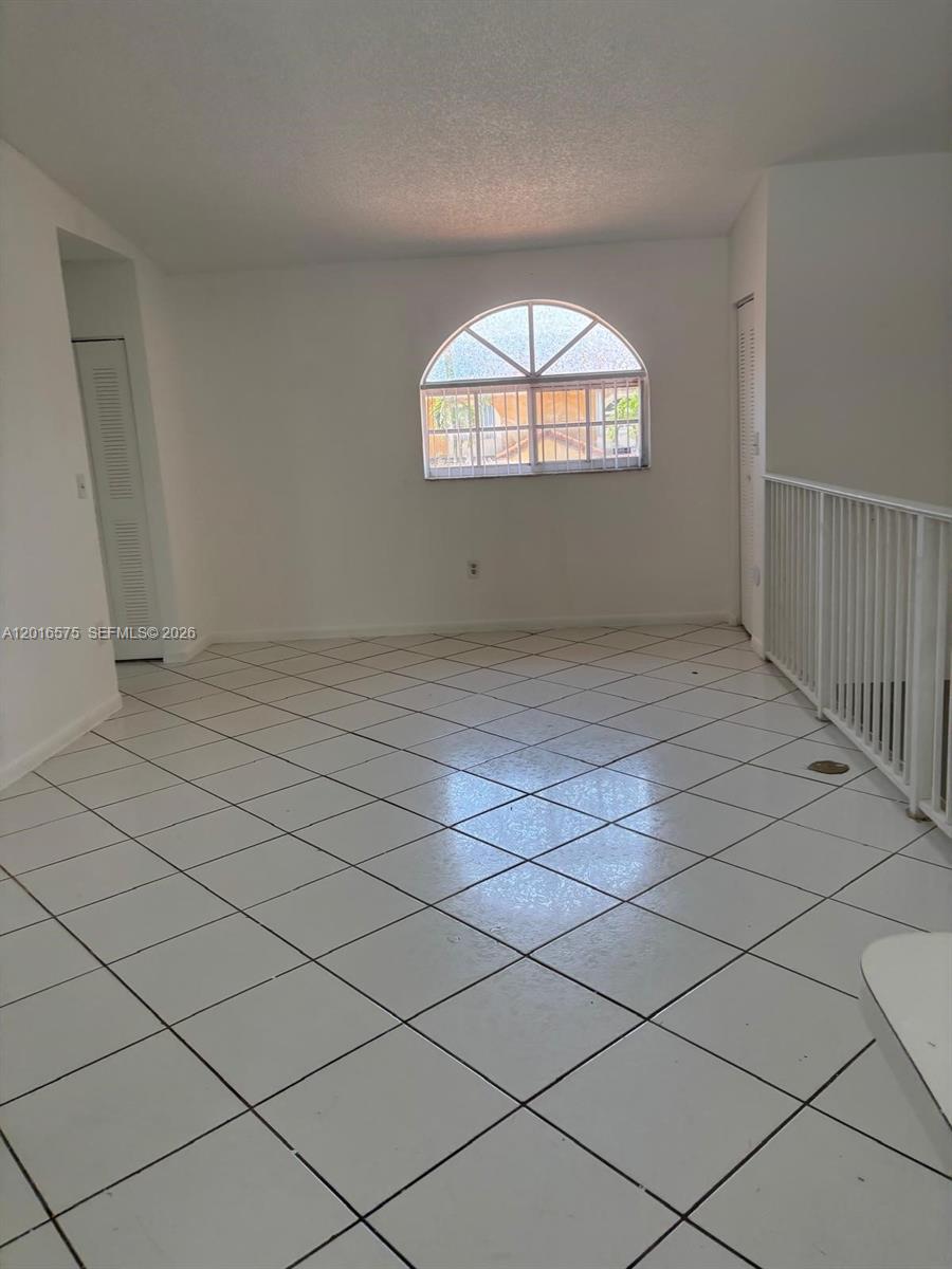 EL PRADO XV CONDO - Residential Lease