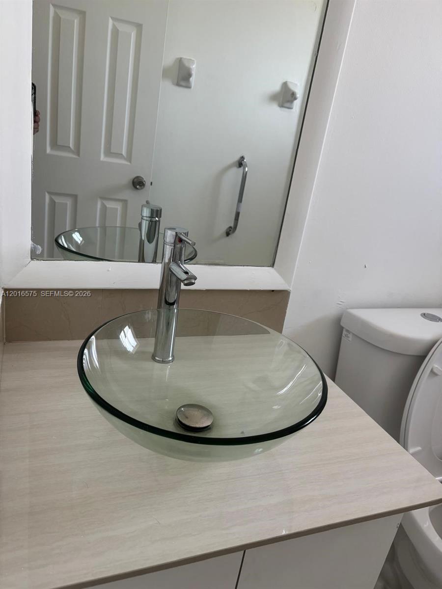 EL PRADO XV CONDO - Residential Lease