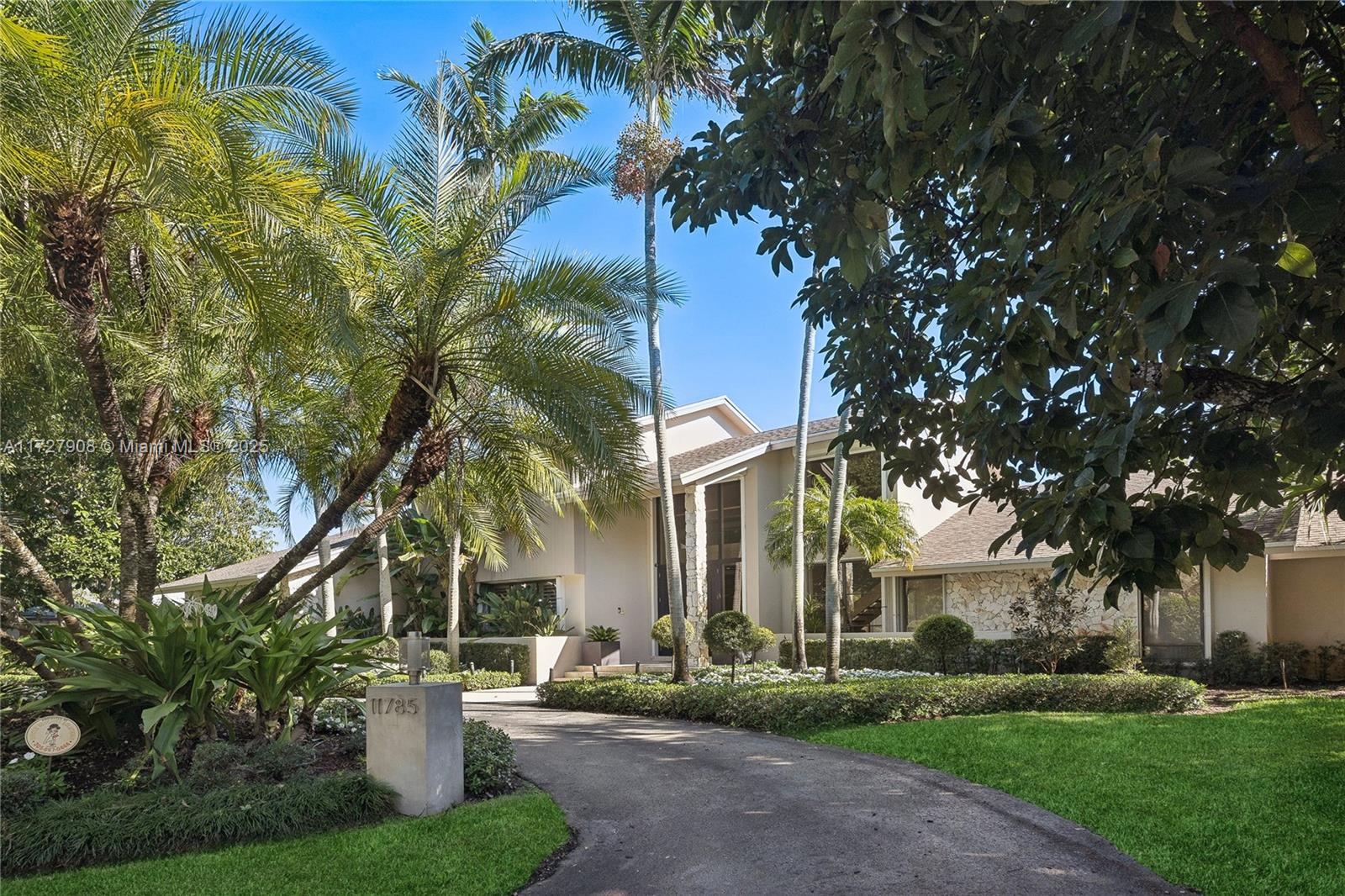 COUNTRY GROVE ESTATES - Residential