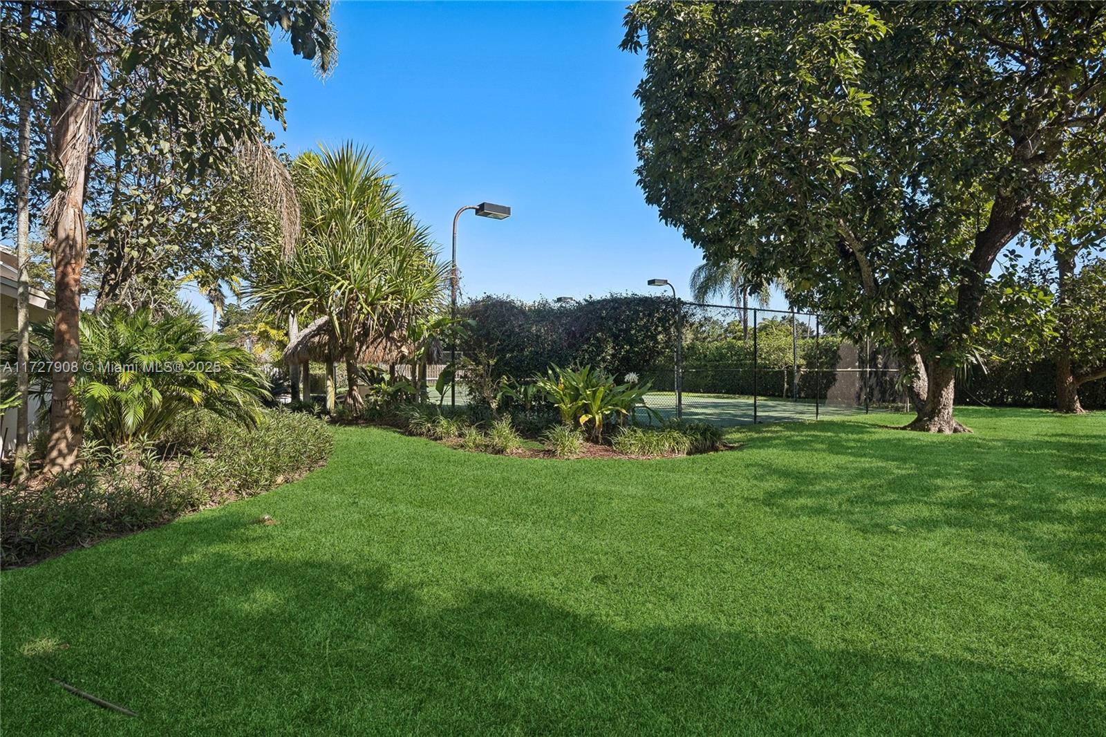 COUNTRY GROVE ESTATES - Residential