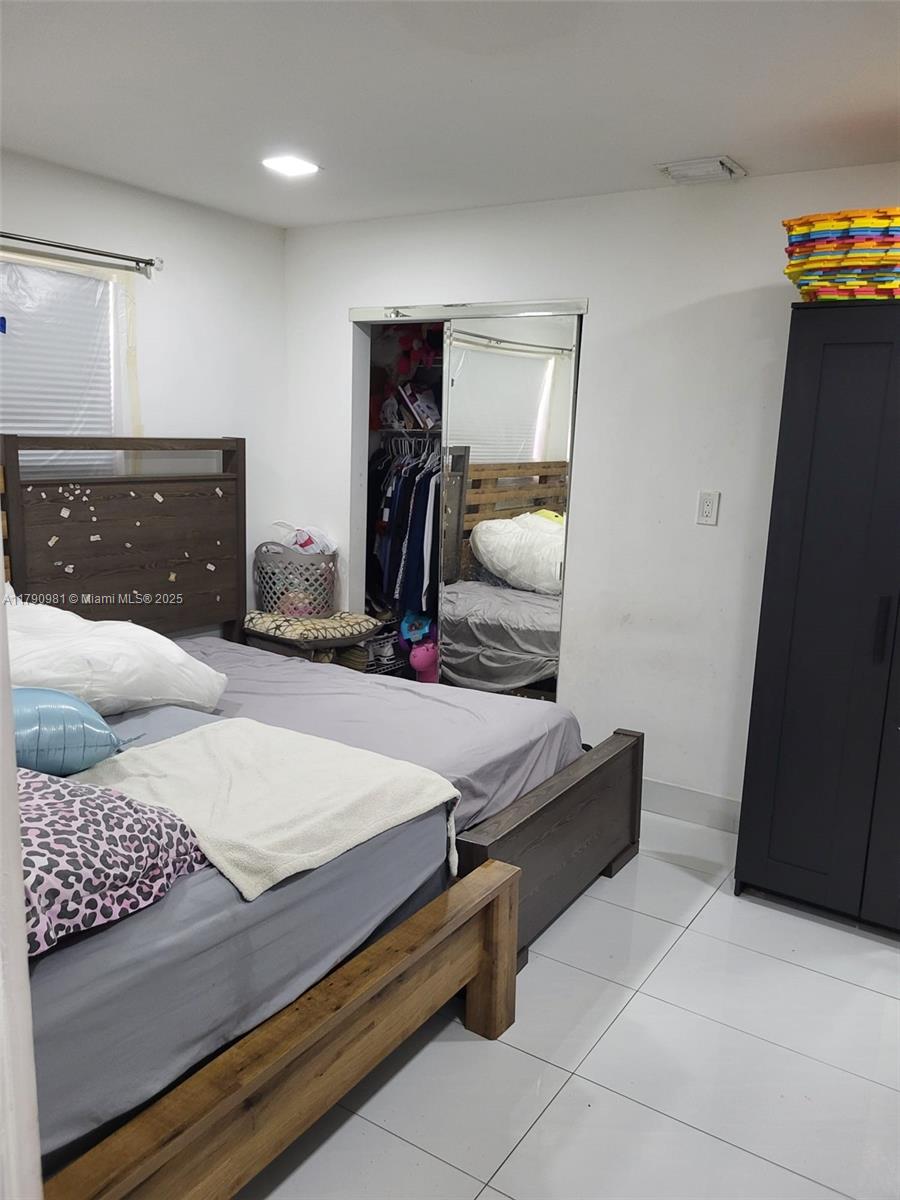 ARCH CREEKS ESTATES - Residential Income