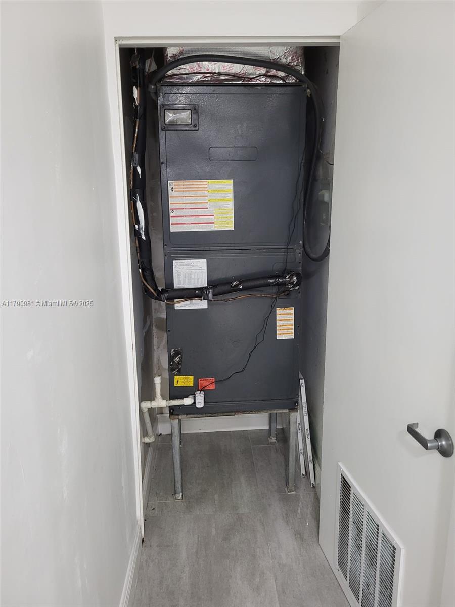 ARCH CREEKS ESTATES - Residential Income