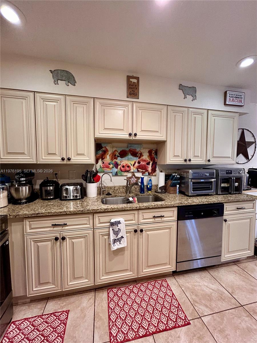 VANGUARD VILLAGE IN THE - Residential