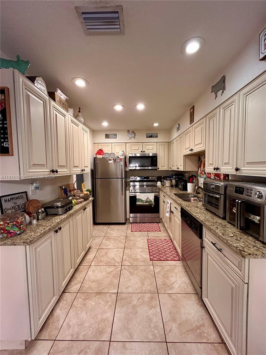 VANGUARD VILLAGE IN THE - Residential