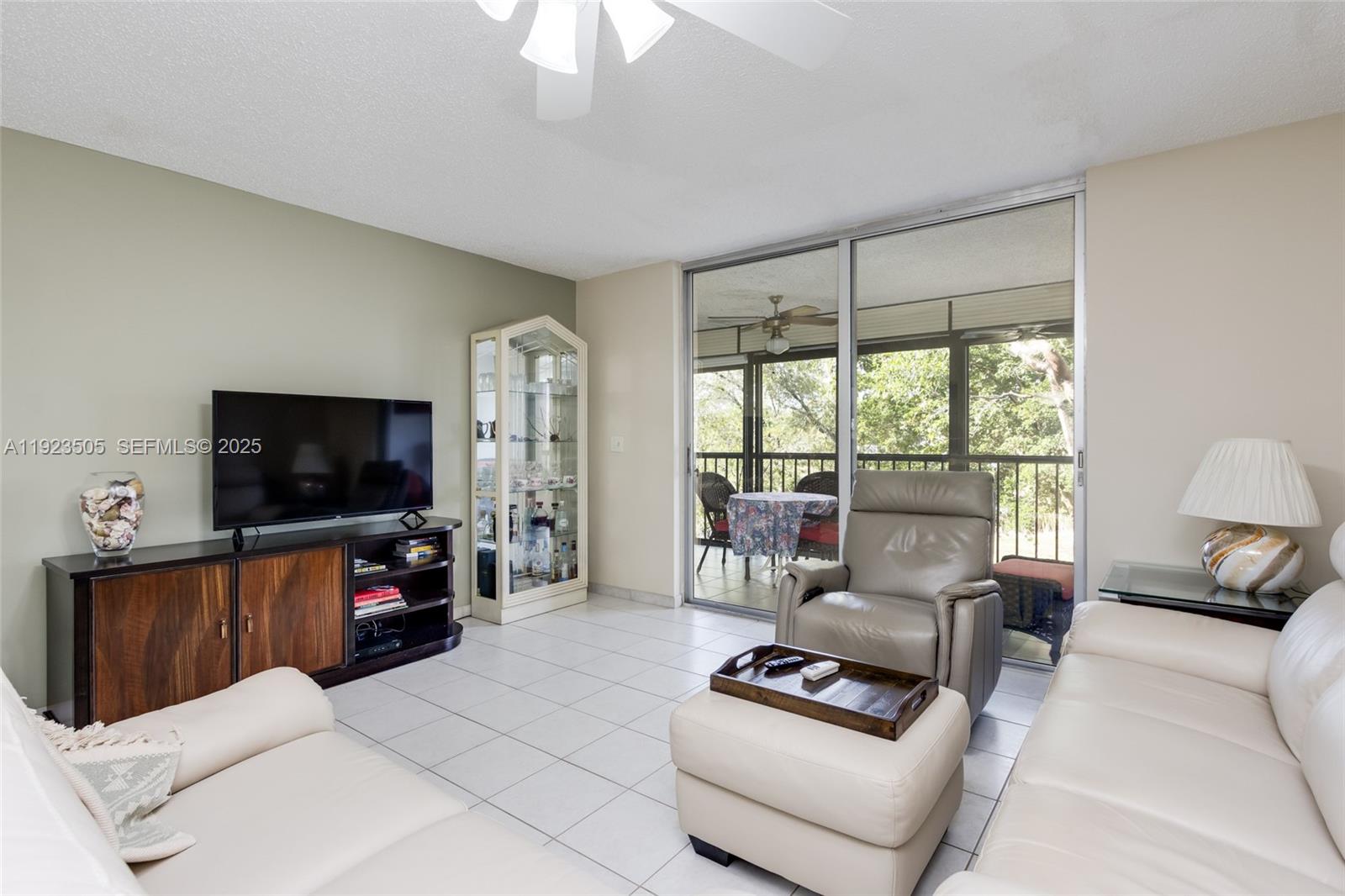 PALM LAKES CONDO - Residential