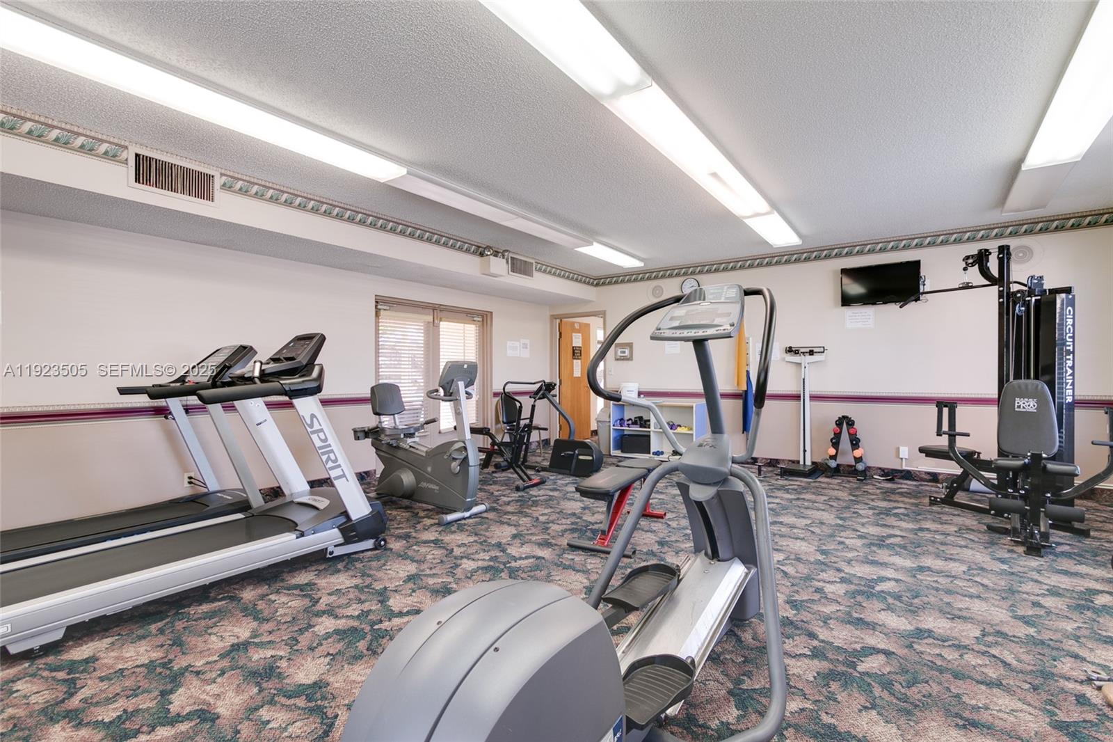 PALM LAKES CONDO - Residential