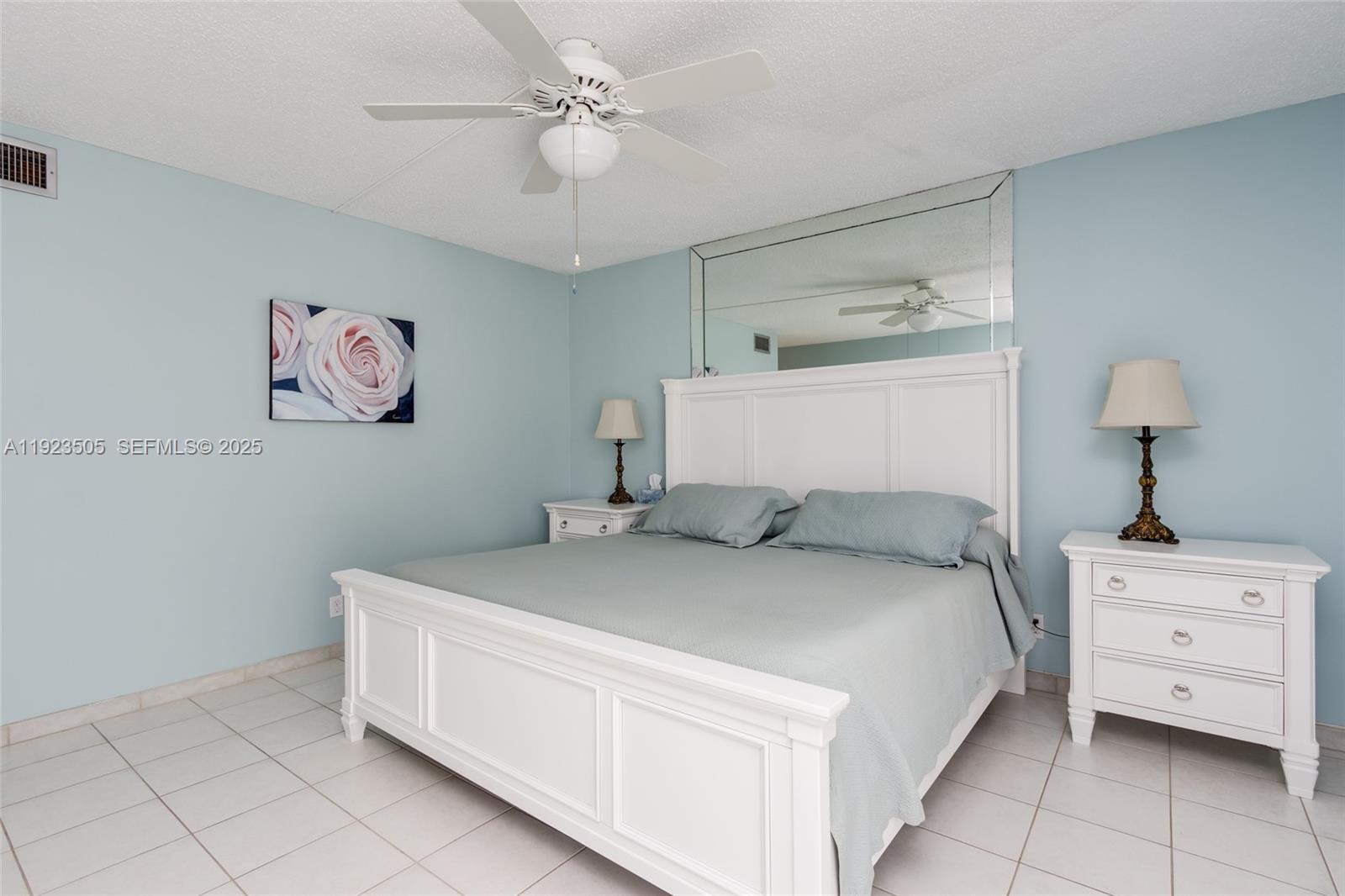 PALM LAKES CONDO - Residential