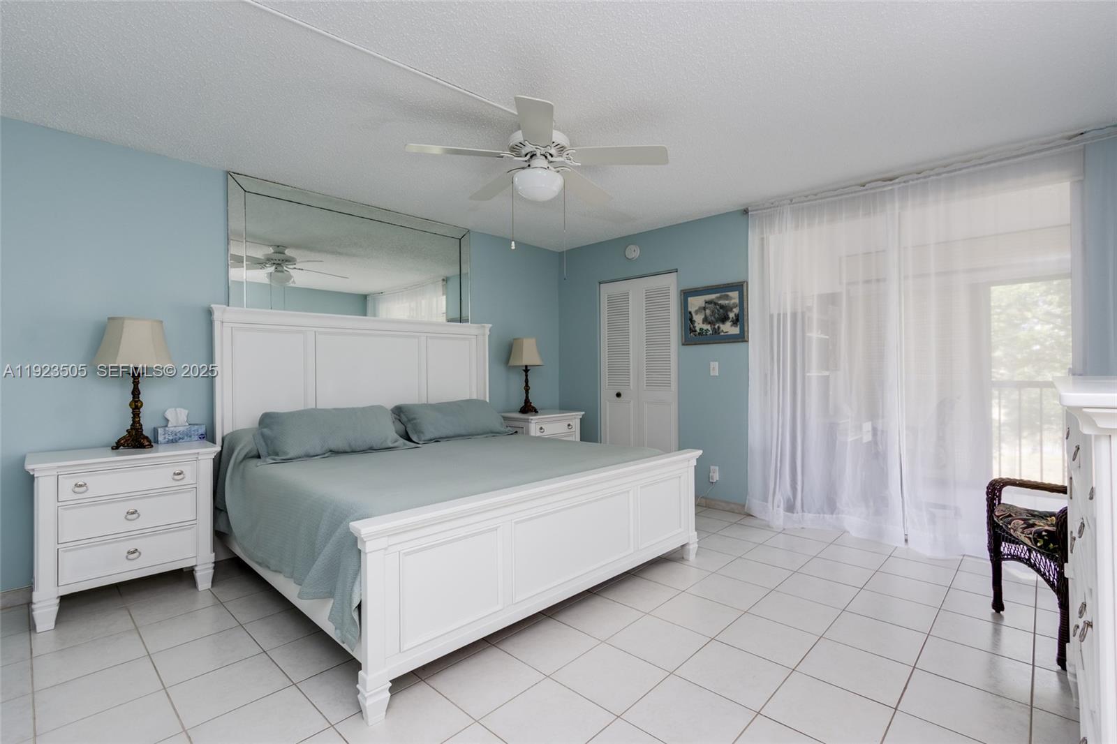 PALM LAKES CONDO - Residential