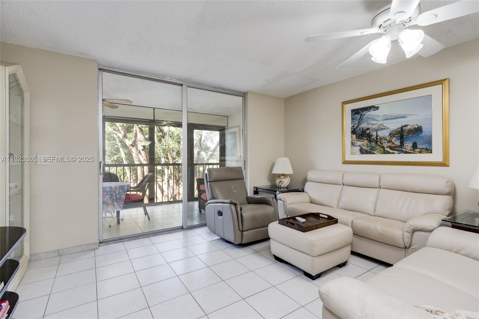 PALM LAKES CONDO - Residential