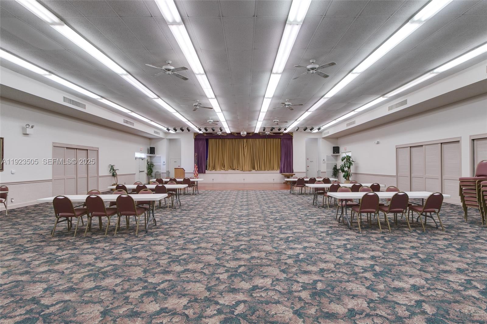 PALM LAKES CONDO - Residential