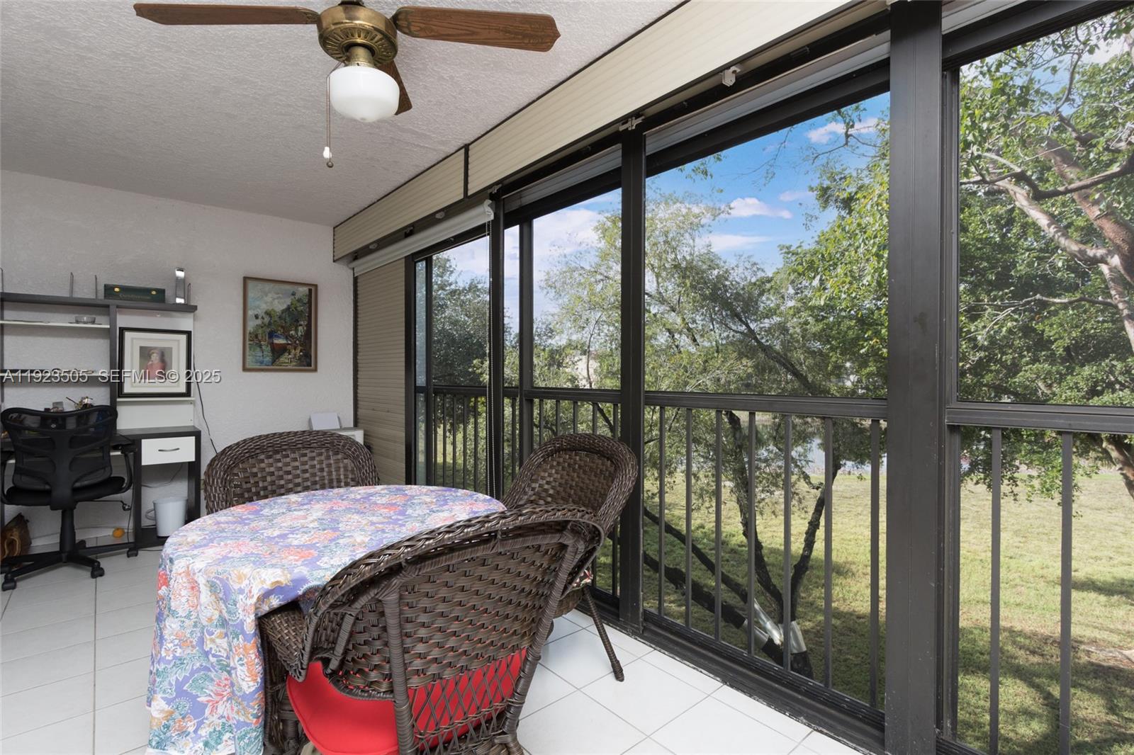 PALM LAKES CONDO - Residential
