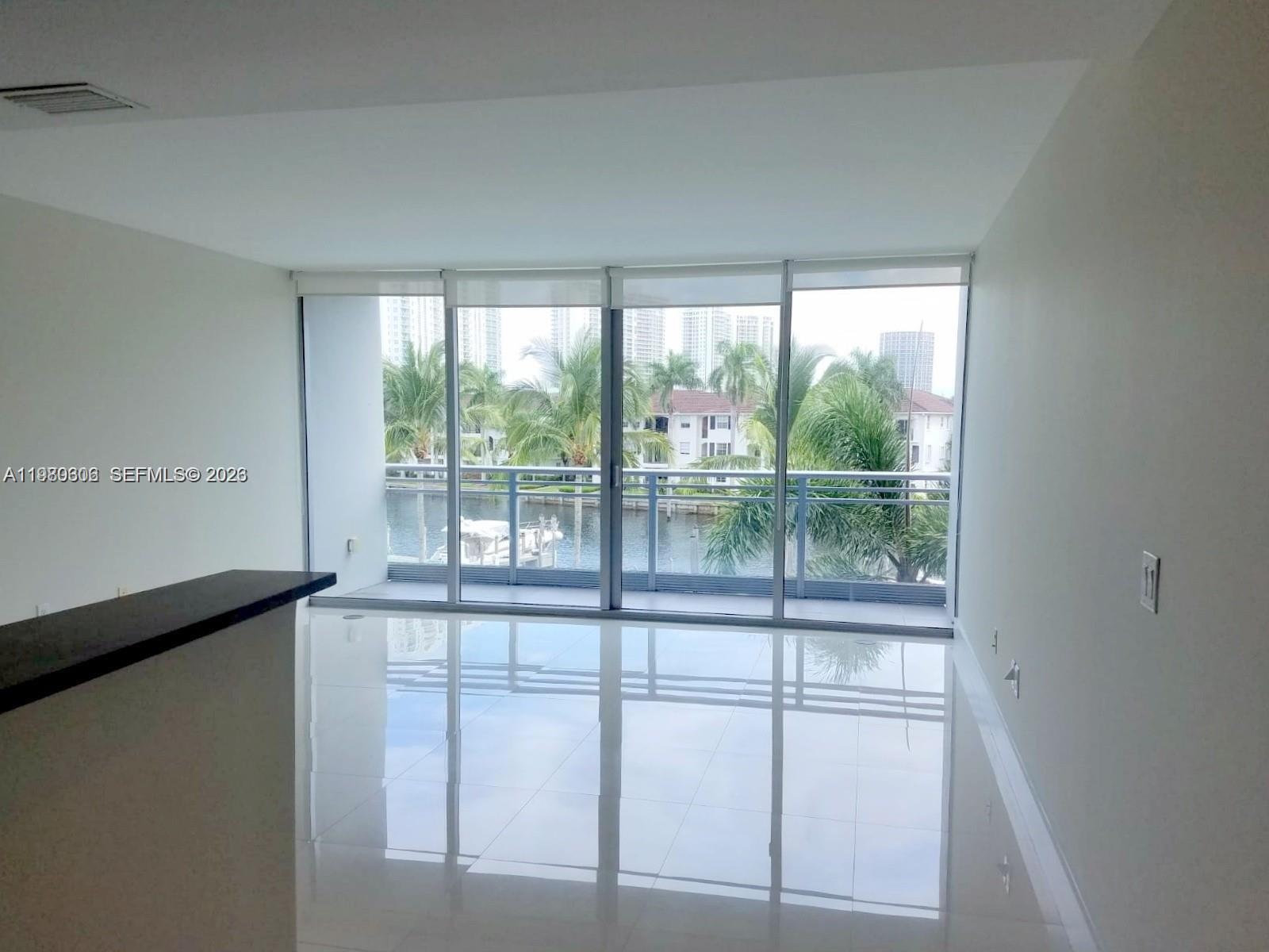 2950 NE 188th St 237