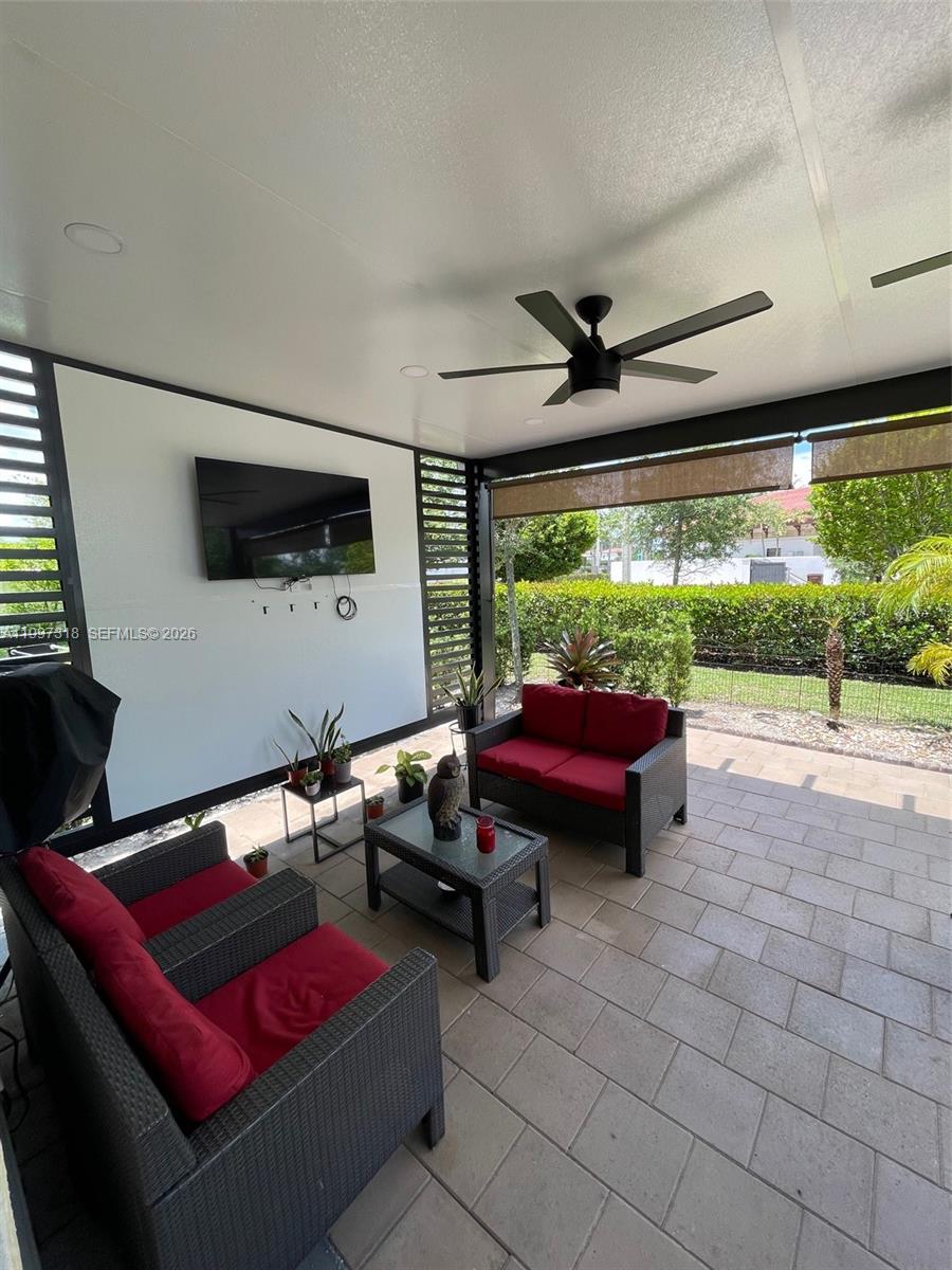 AQUABELLA SECTION ONE - Residential