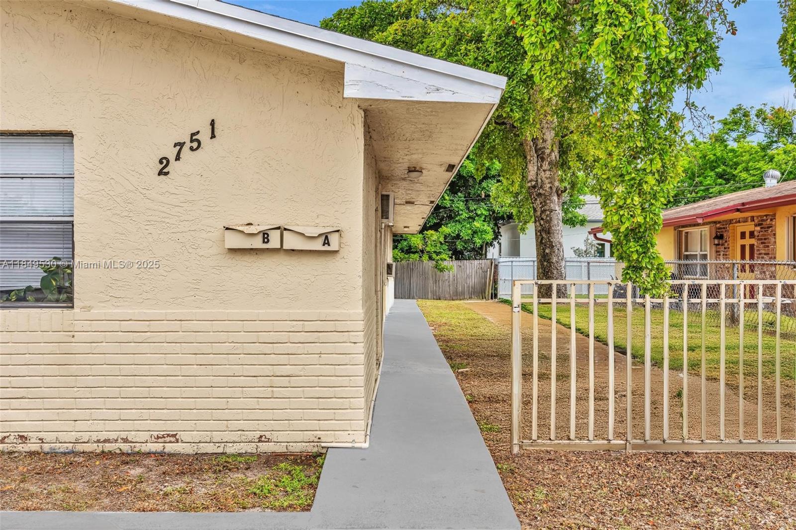 2751 NW 14th Ct