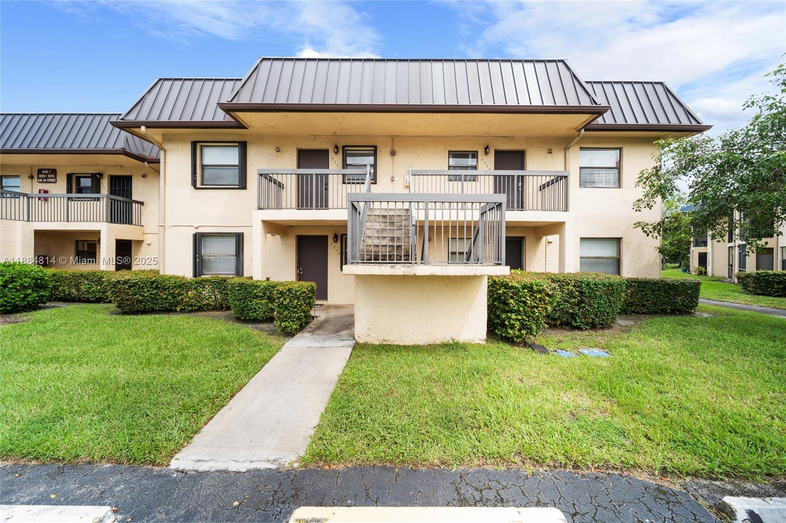PINE LAKE FOUR CONDO - Residential