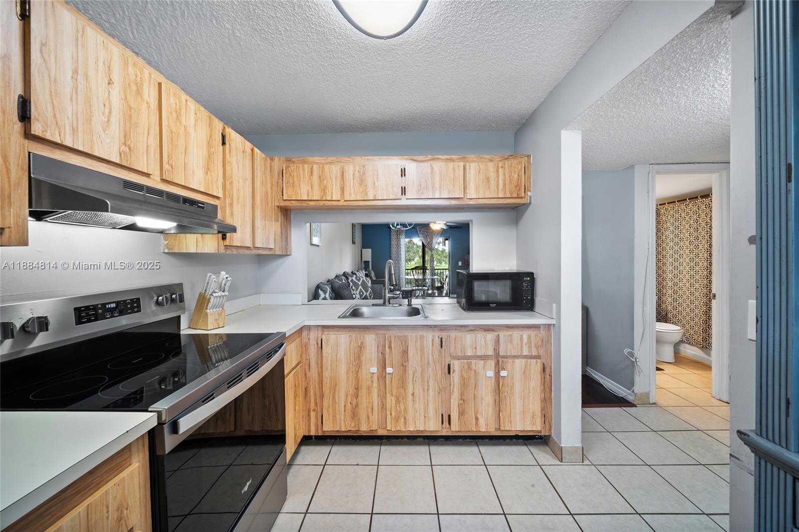 PINE LAKE FOUR CONDO - Residential