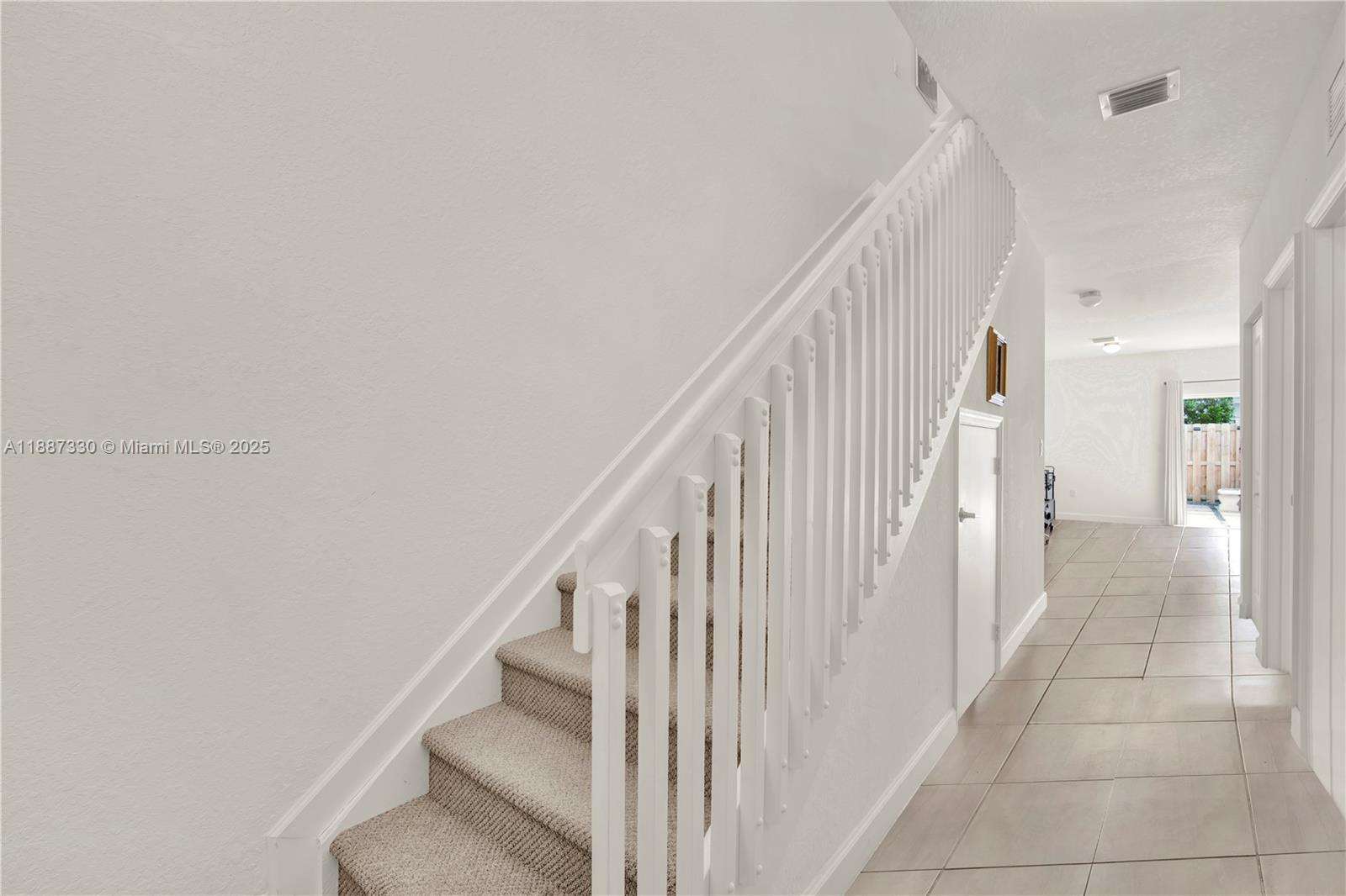 FOREST PARK VILLAS - Residential Lease