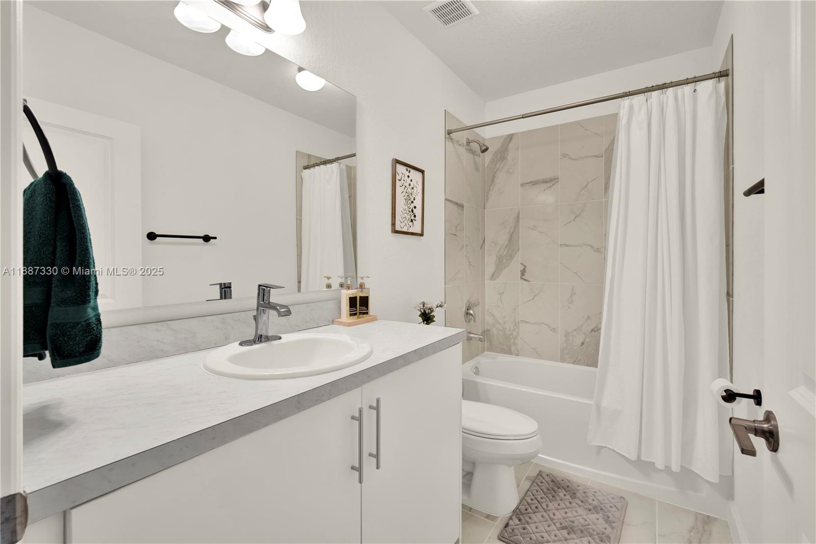 FOREST PARK VILLAS - Residential Lease