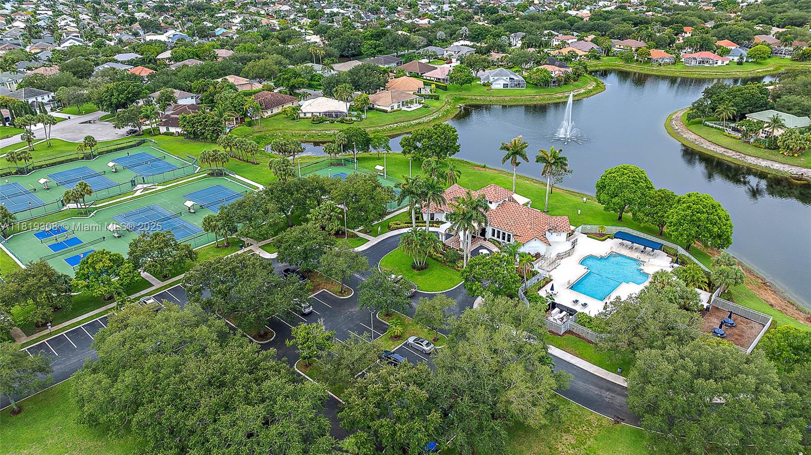 Egret Landing at Jupiter - Residential