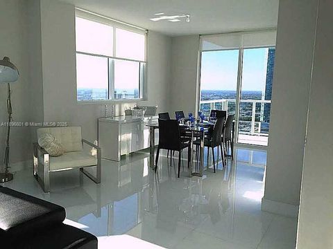 244 BISCAYNE BL 3408 Miami FL 33132