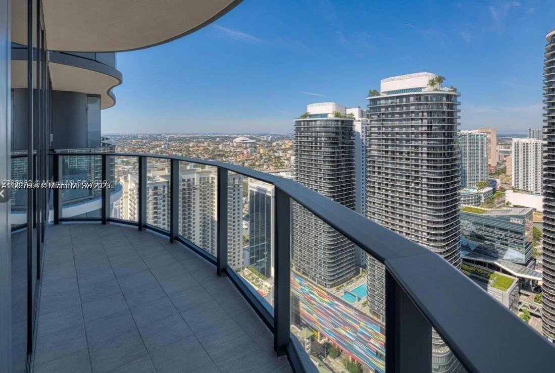1000 Brickell Plaza 4715