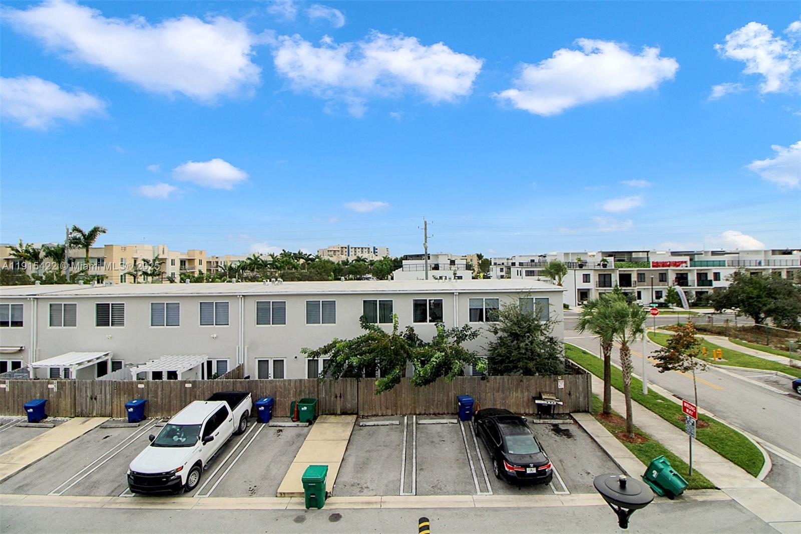 PARADISE ONE - Residential