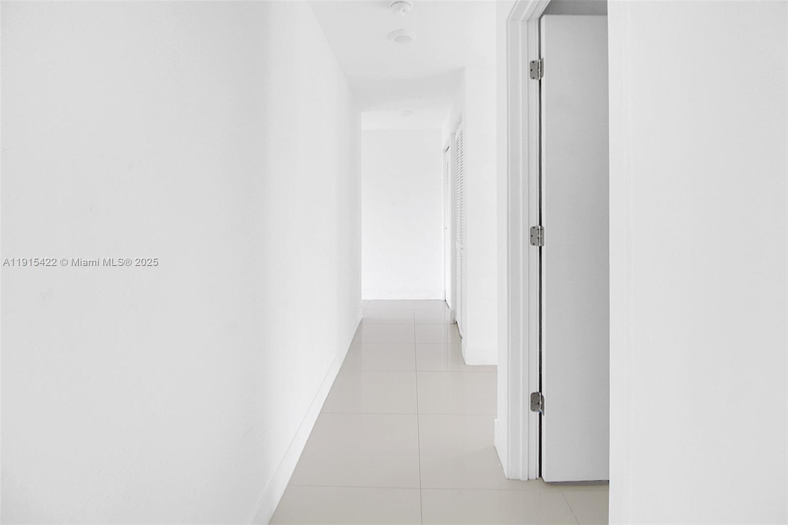 PARADISE ONE - Residential