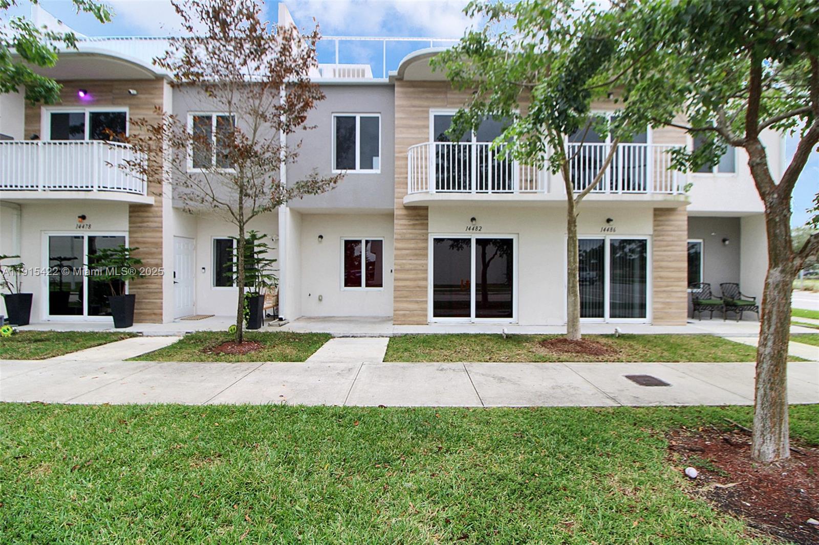 PARADISE ONE - Residential