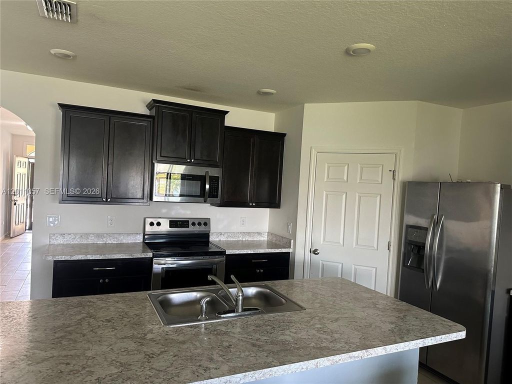 Photo of Fort Pierce, FL 34945 (MLS # A12011057)