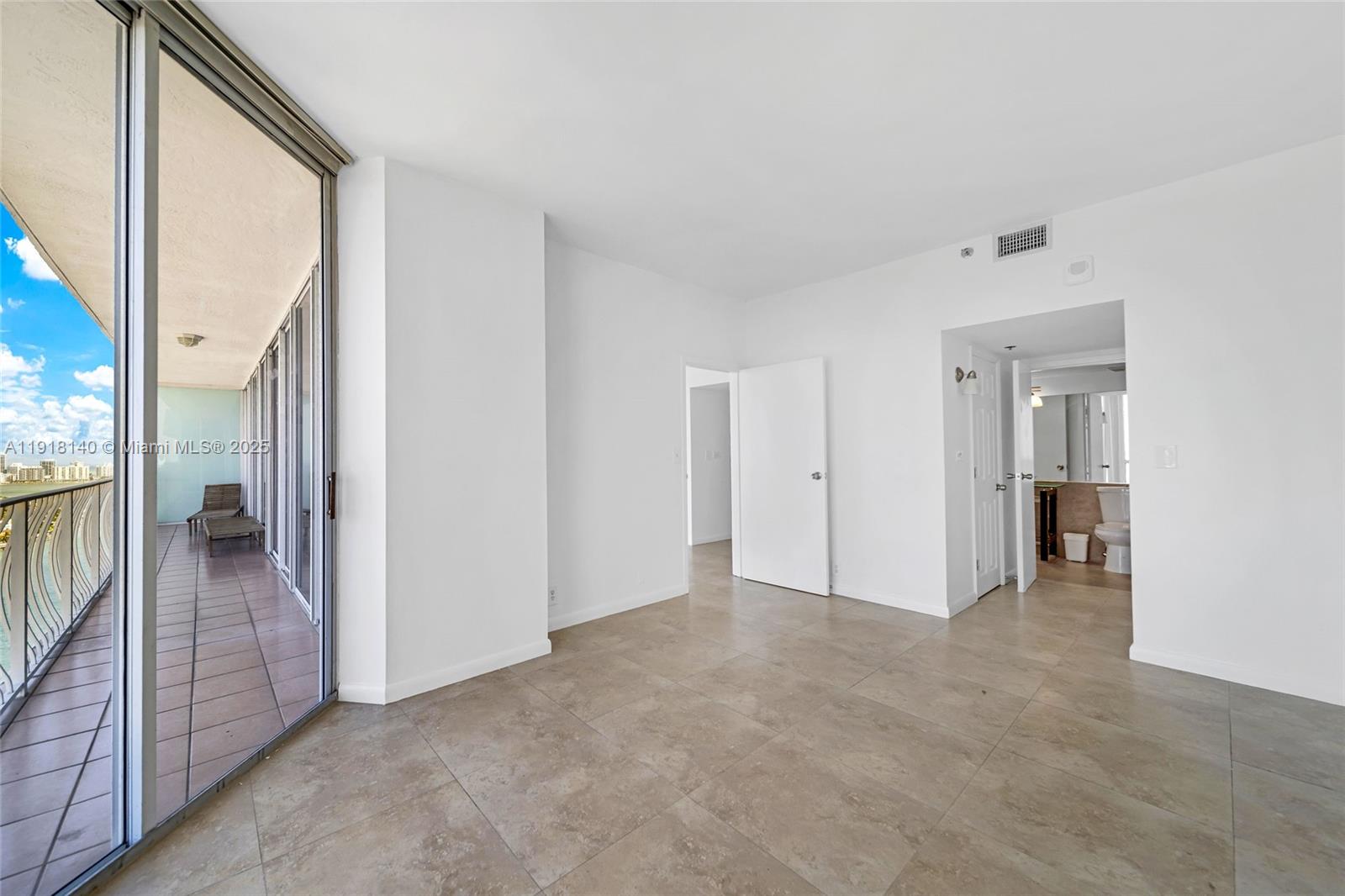 THE GRANDVIEW PALACE COND - Residential Lease