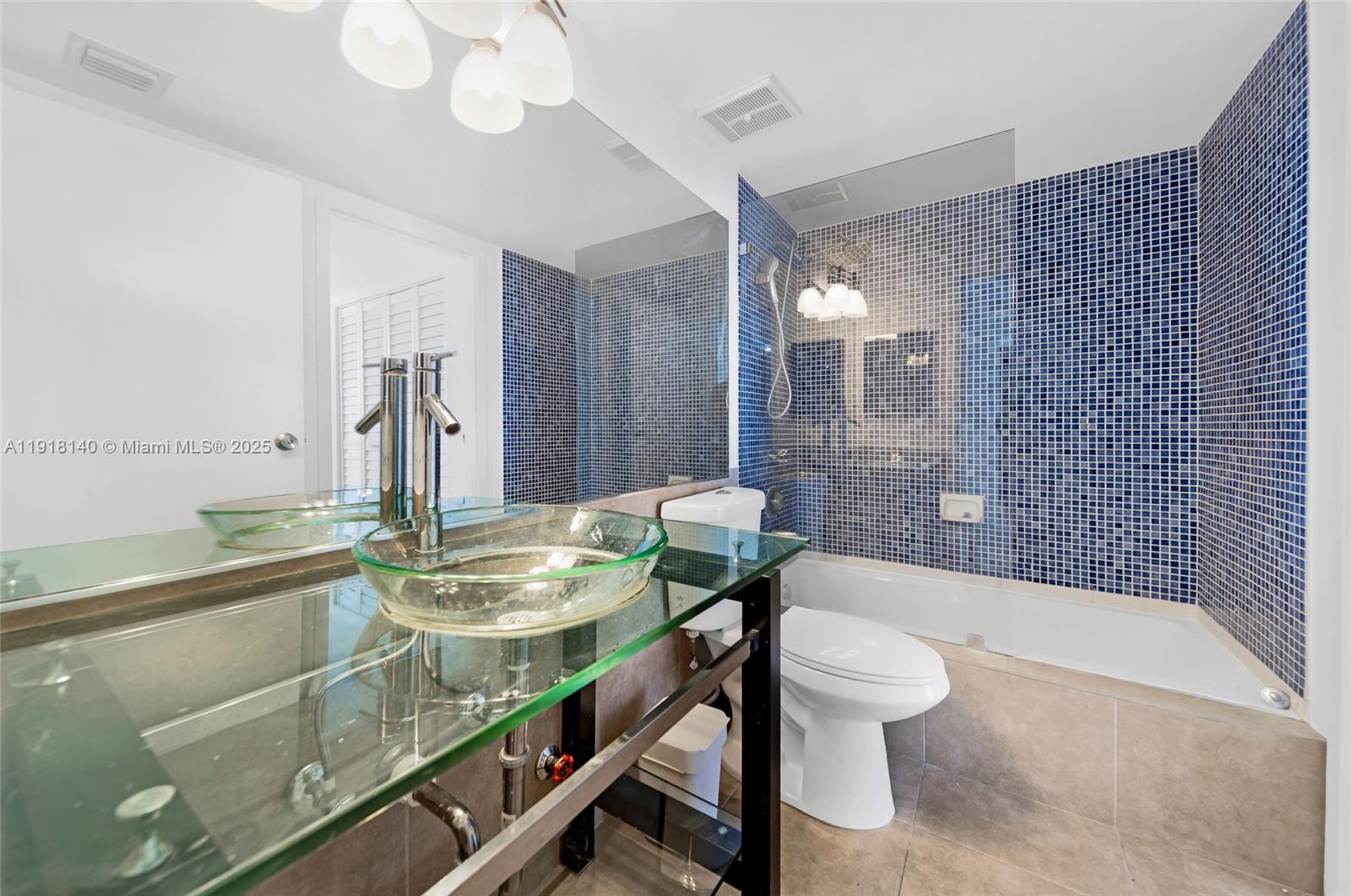 THE GRANDVIEW PALACE COND - Residential Lease