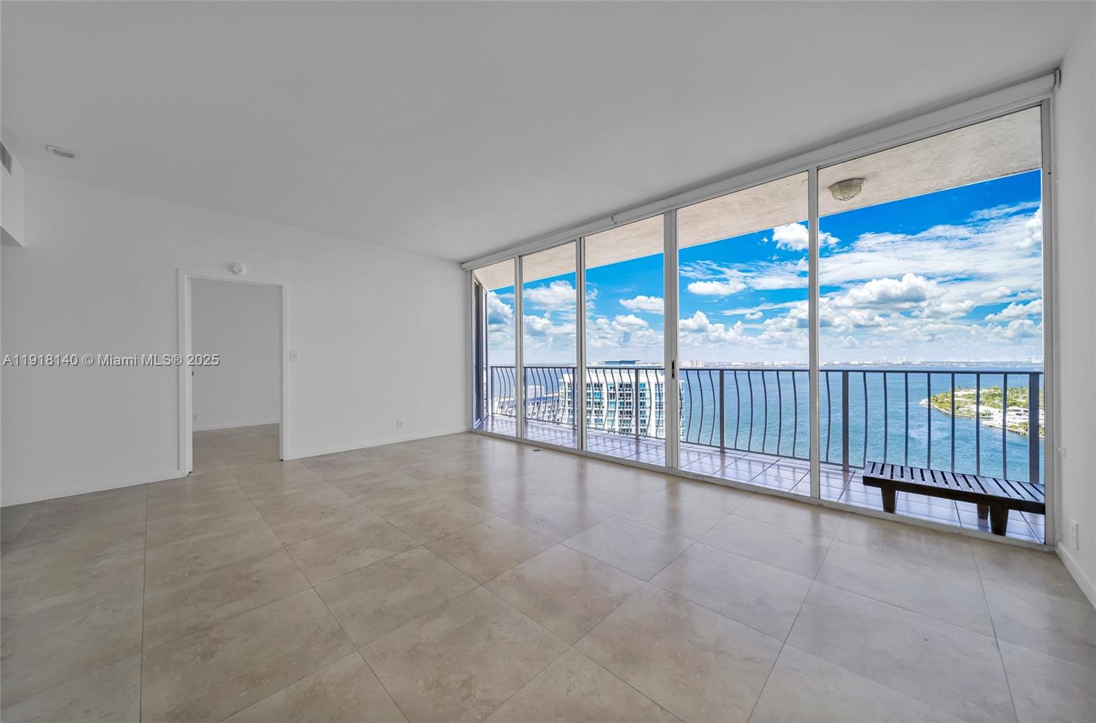 THE GRANDVIEW PALACE COND - Residential Lease