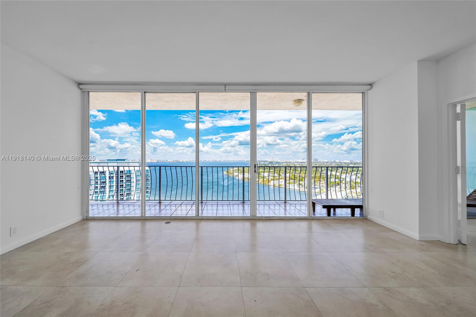 THE GRANDVIEW PALACE COND - Residential Lease