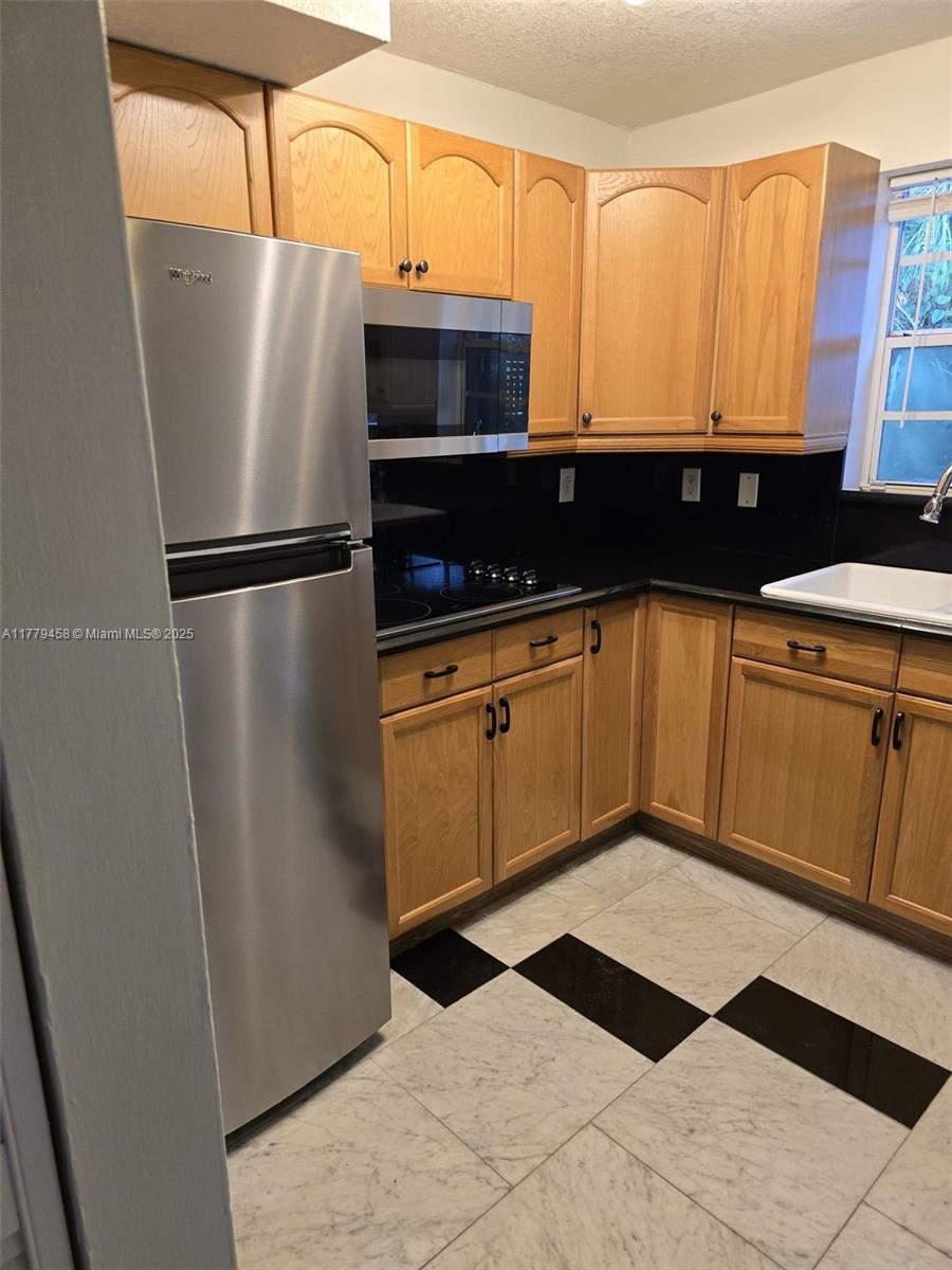 7510 Sw 152nd Ave B208, Miami, Broward County, Florida - 2 Bedrooms  
3 Bathrooms - 