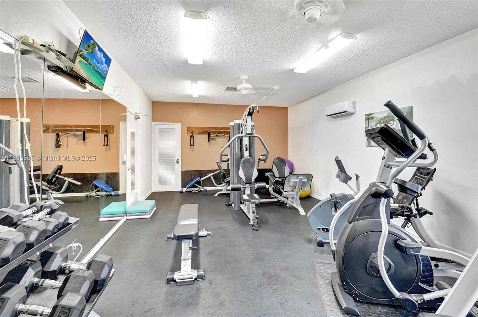 DELRAY OAKS WEST CONDO - Residential Lease