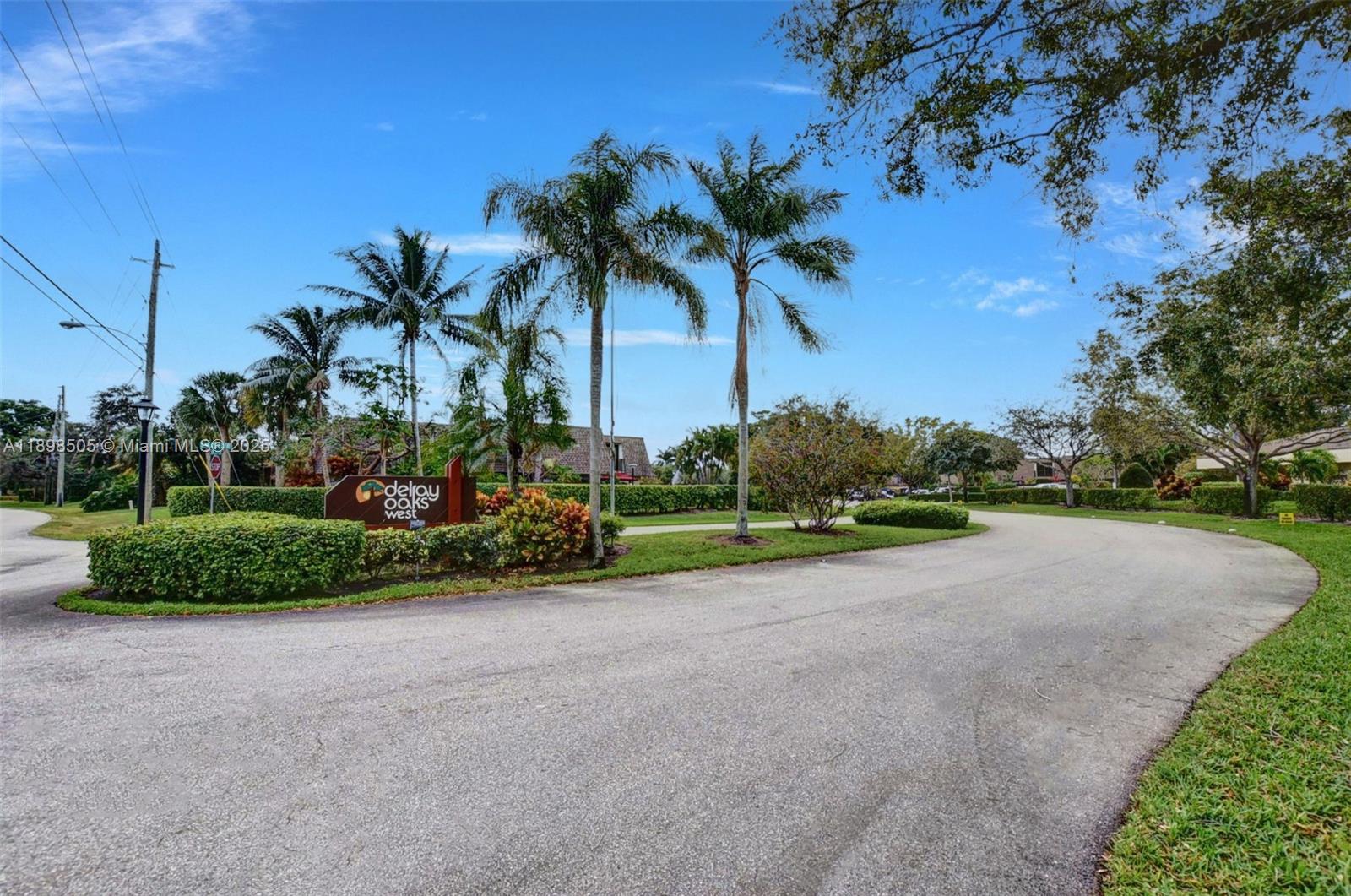 DELRAY OAKS WEST CONDO - Residential Lease