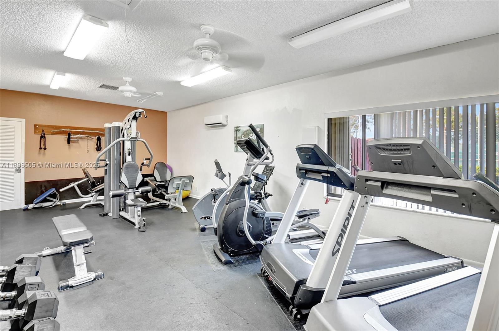 DELRAY OAKS WEST CONDO - Residential Lease