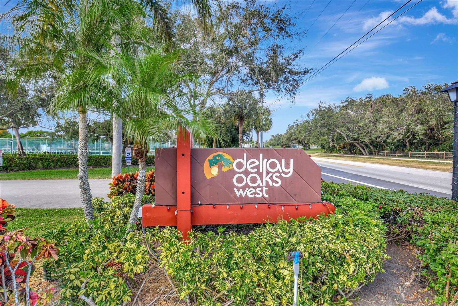 DELRAY OAKS WEST CONDO - Residential Lease