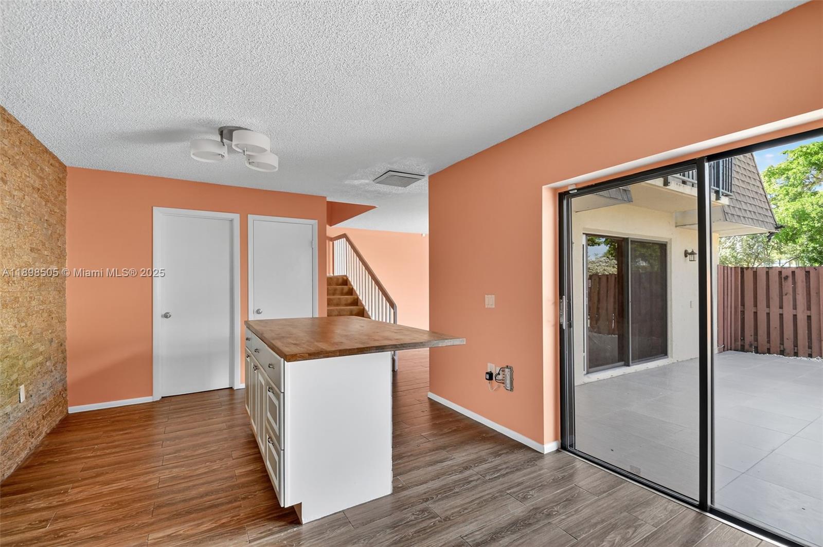 DELRAY OAKS WEST CONDO - Residential Lease