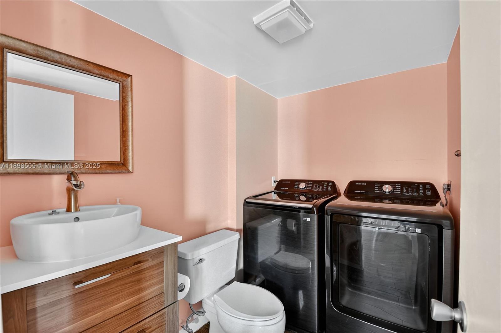 DELRAY OAKS WEST CONDO - Residential Lease