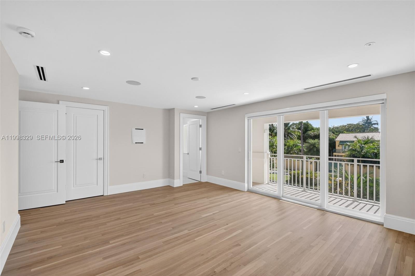LAKE WORTH BEACH - Residential