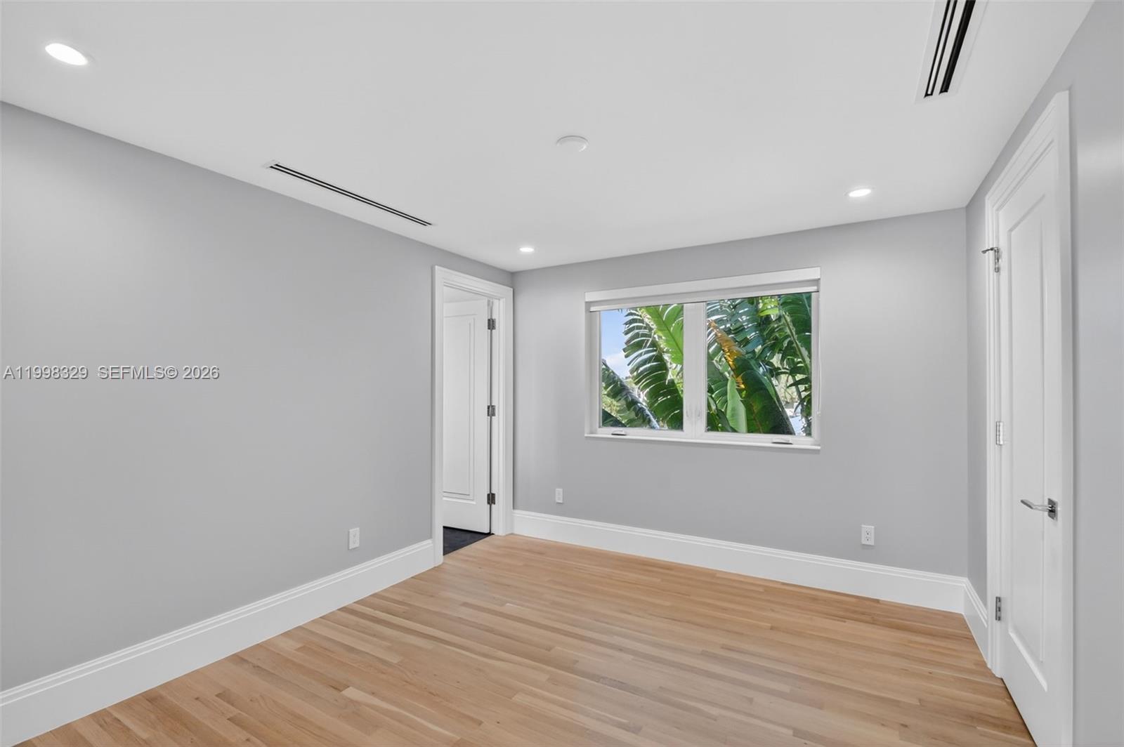 LAKE WORTH BEACH - Residential