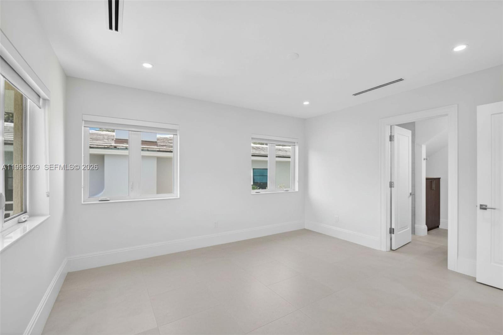 LAKE WORTH BEACH - Residential