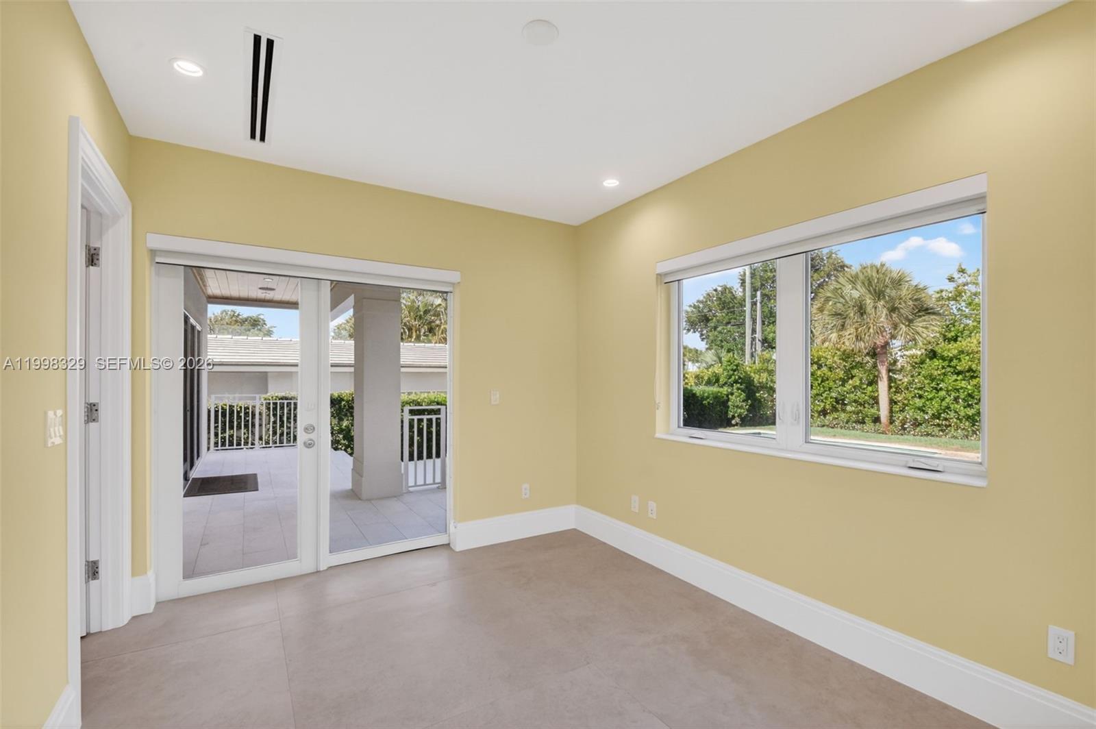 LAKE WORTH BEACH - Residential