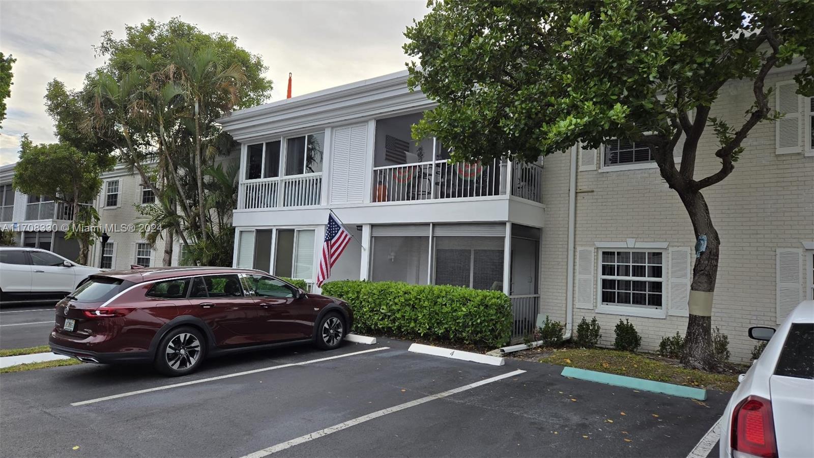 Rental Property at 6487 Bay Club Dr 4, Fort Lauderdale, Broward County, Florida - Bedrooms: 2 
Bathrooms: 2  - $2,550 MO.