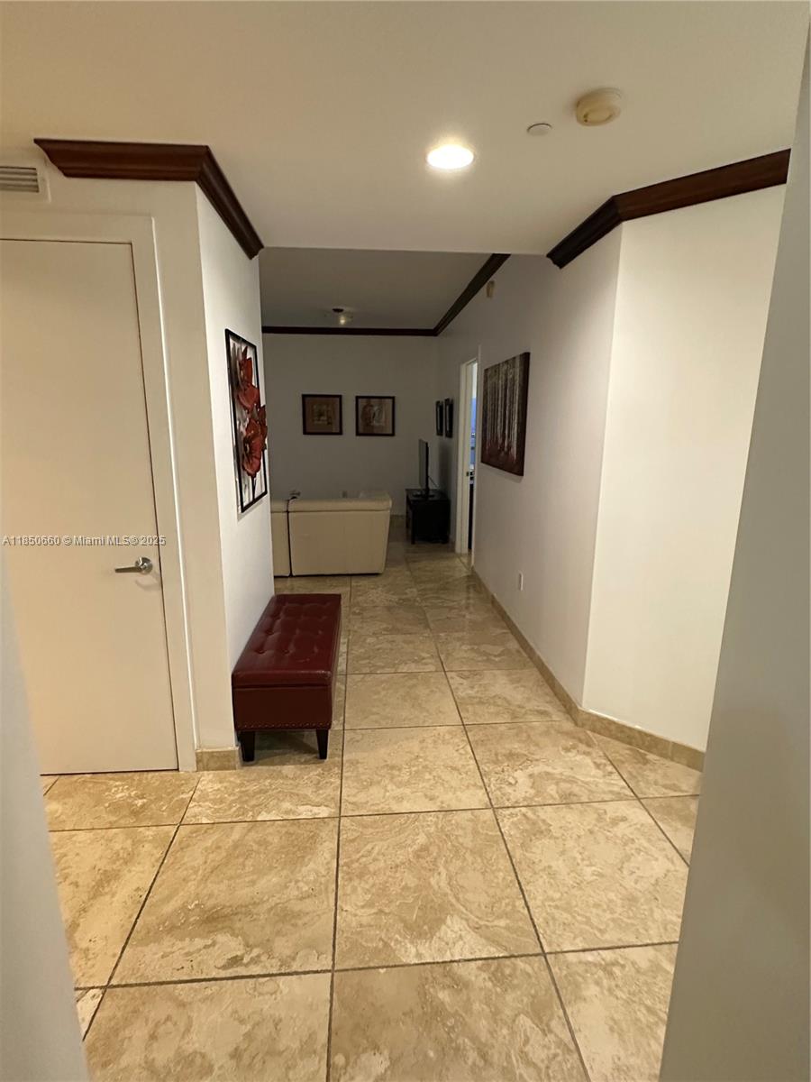 1060 BRICKELL CONDO - Residential Lease