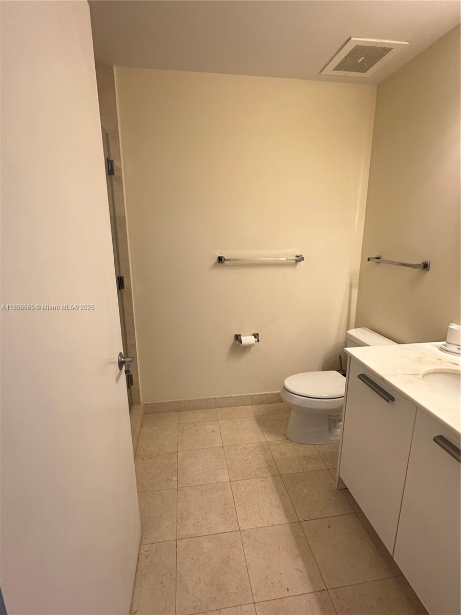 1060 BRICKELL CONDO - Residential Lease