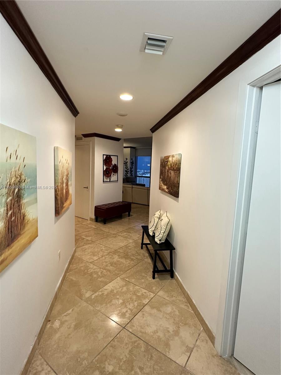 1060 BRICKELL CONDO - Residential Lease