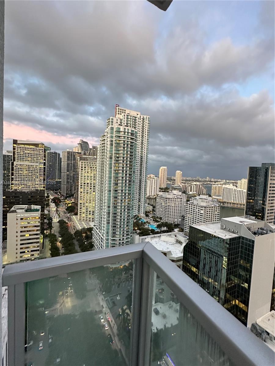 1060 BRICKELL CONDO - Residential Lease