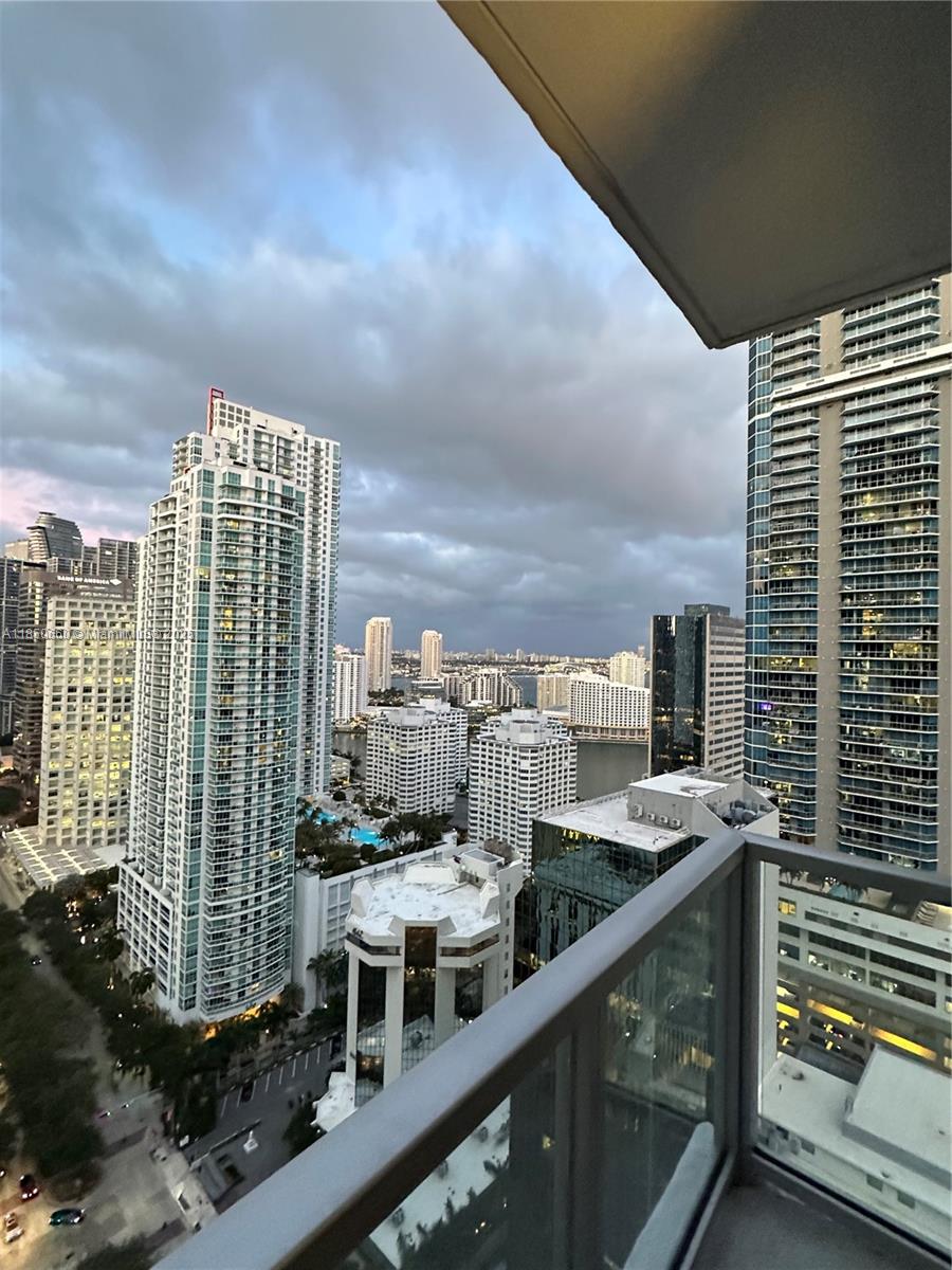 1060 BRICKELL CONDO - Residential Lease